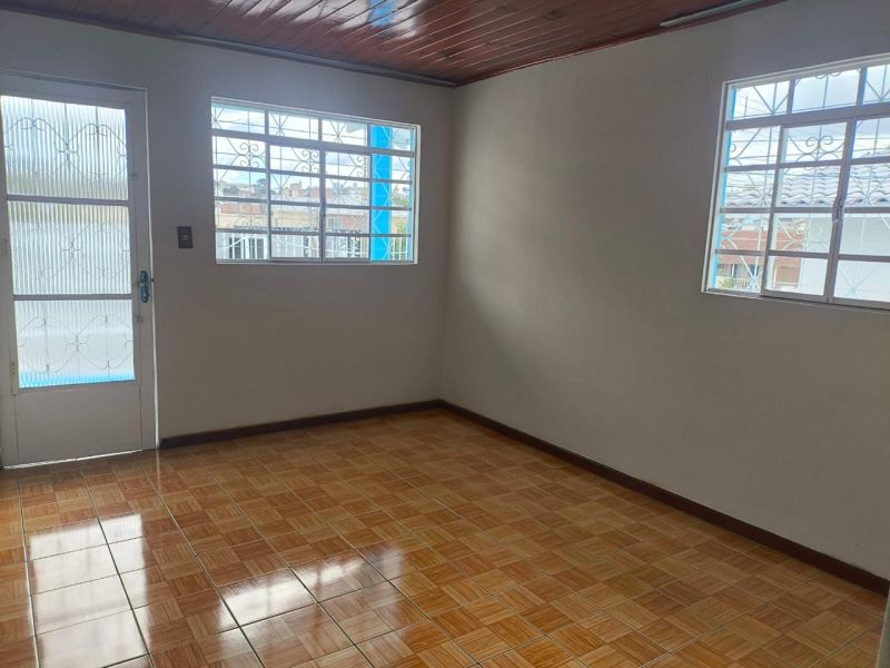 Casa 3 quartos  no bairro SANTA RITA em LAGES