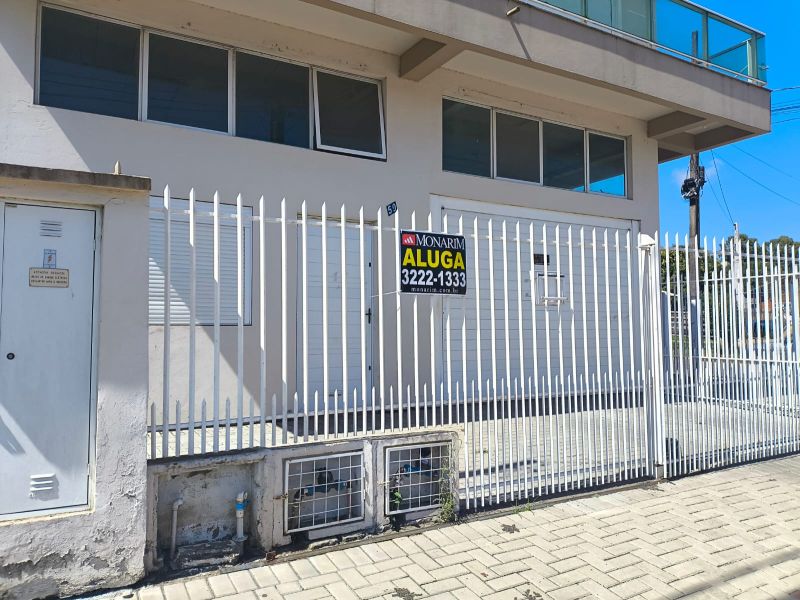 Barracão no bairro CENTENÁRIO em LAGES