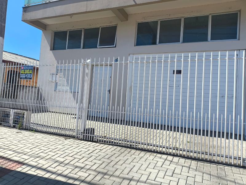 Barracão no bairro CENTENÁRIO em LAGES