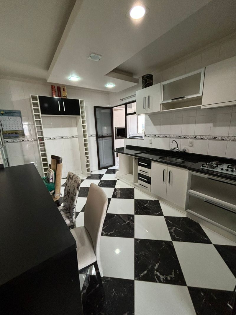 Apto 2 quartos  no bairro CENTRO em LAGES