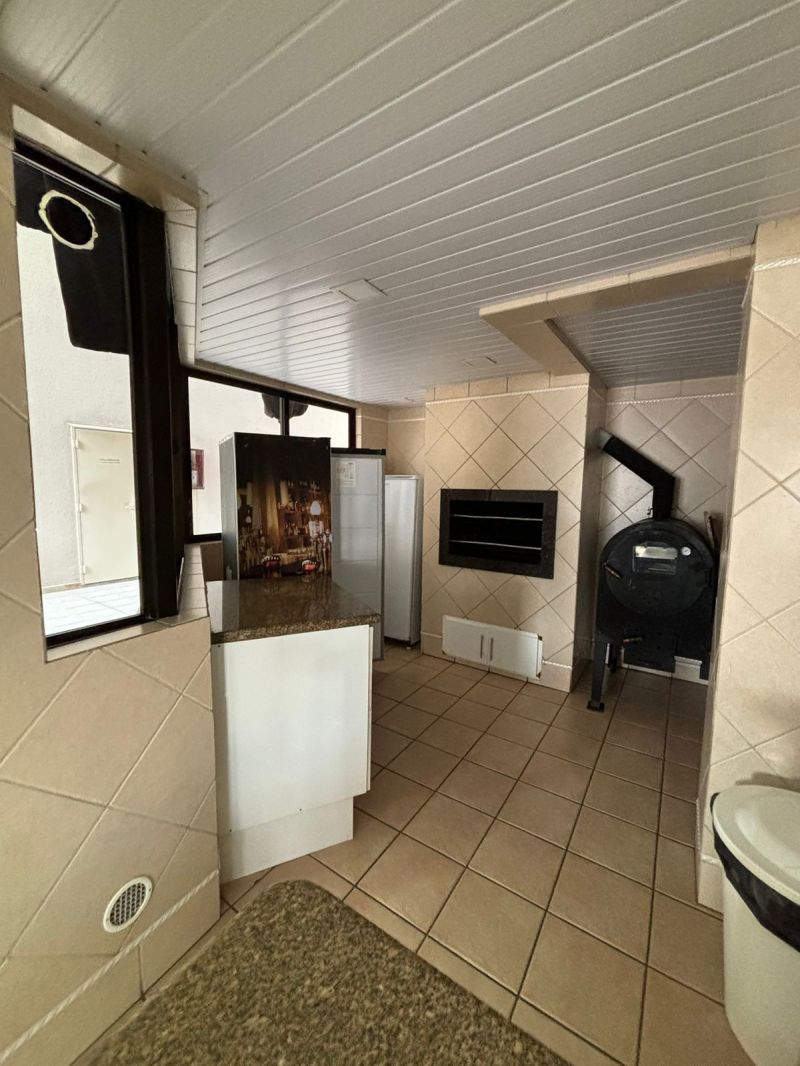 Apto 2 quartos  no bairro CENTRO em LAGES