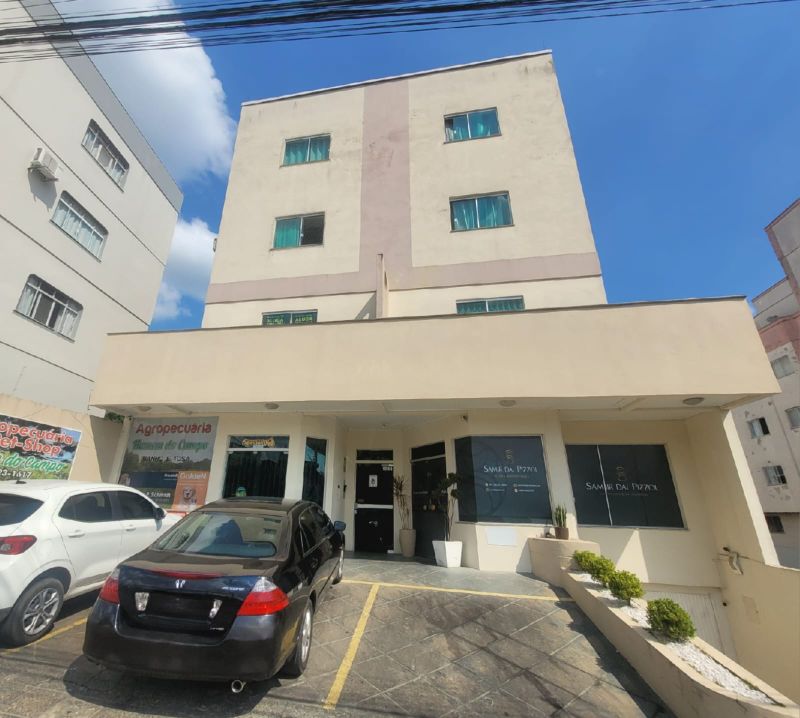 Apto 3 quartos  no bairro CORAL em