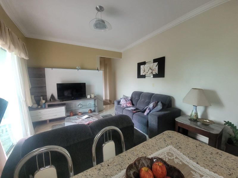 Apto 3 quartos  no bairro CORAL em