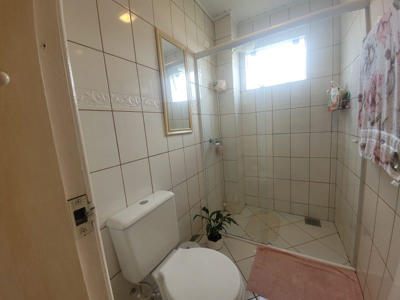 Apto 3 quartos  no bairro CORAL em