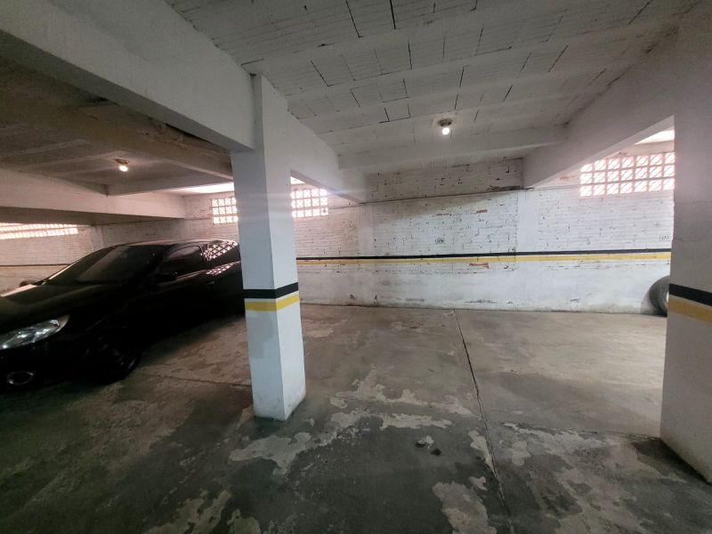 Apto 3 quartos  no bairro CORAL em