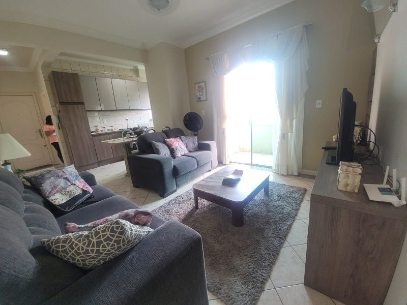 Apto 3 quartos  no bairro CORAL em