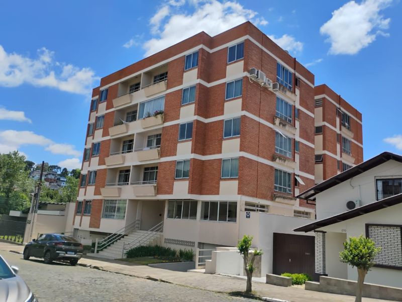 Apto 3 quartos  no bairro CENTRO em LAGES