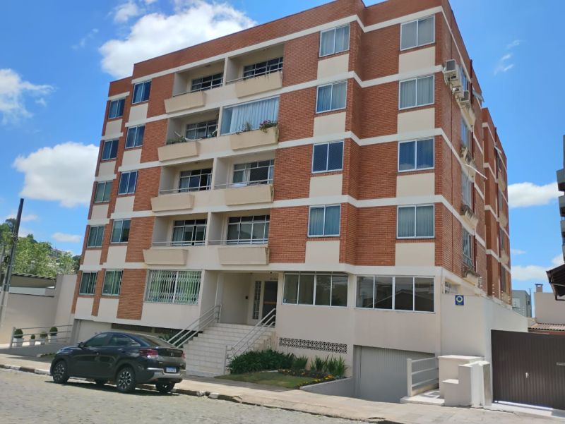 Apto 3 quartos  no bairro CENTRO em LAGES