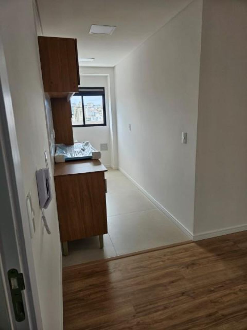 Apto 2 quartos  no bairro UNIVERSITÁRIO em LAGES