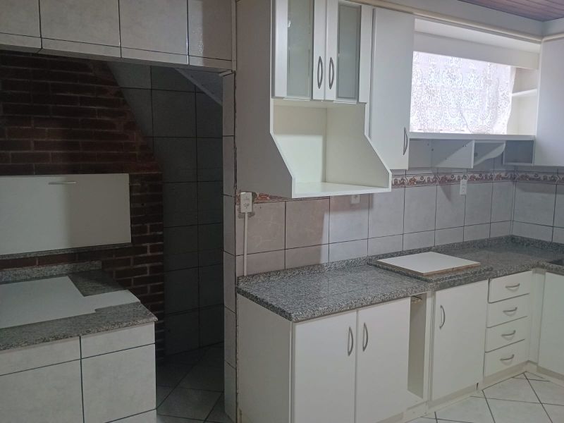 Casa 4 quartos  no bairro CONTA DINHEIRO em LAGES