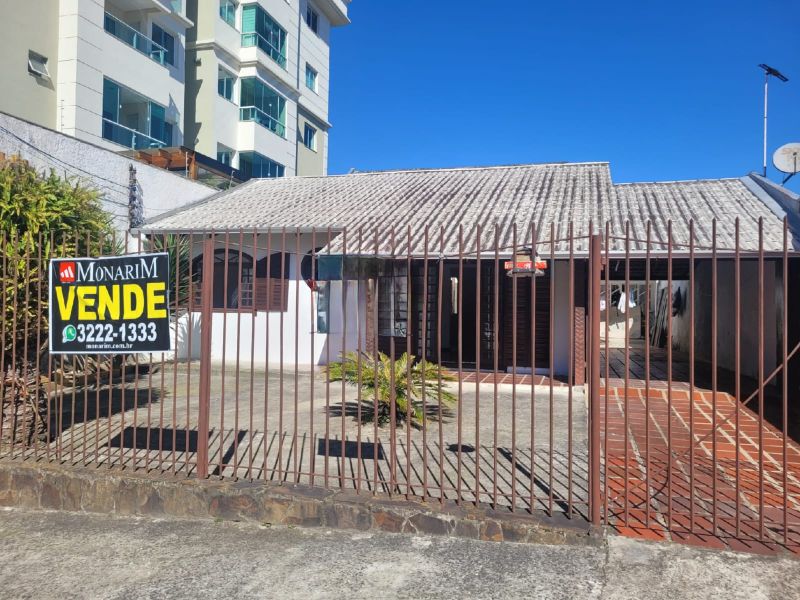Casa 2 quartos  no bairro UNIVERSITÁRIO em LAGES