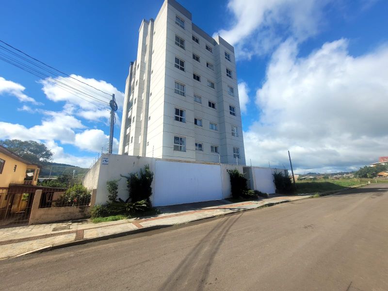 Apto 2 quartos  no bairro CARAVÁGIO em LAGES