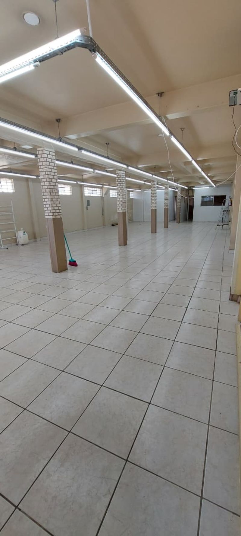 Sala no bairro UNIVERSITÁRIO em