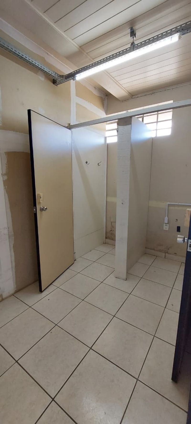 Sala no bairro UNIVERSITÁRIO em