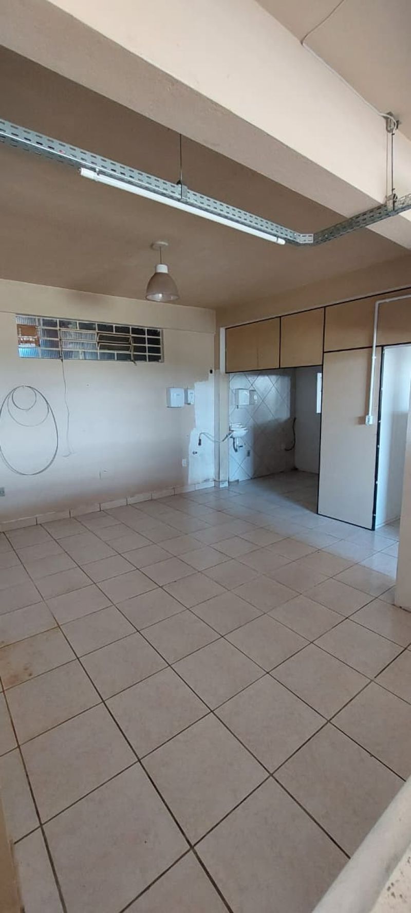 Sala no bairro UNIVERSITÁRIO em