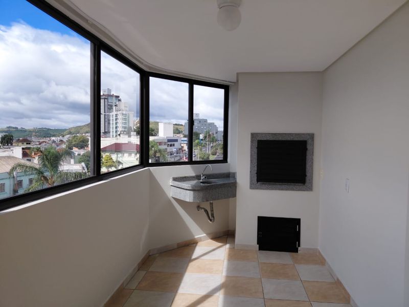 Apto 3 quartos  no bairro CENTRO em LAGES