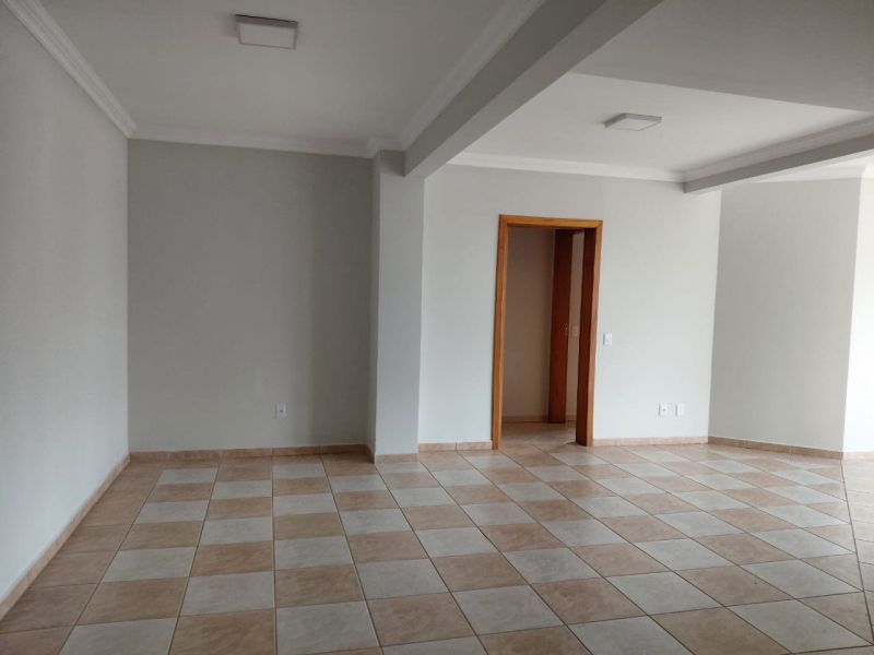 Apto 3 quartos  no bairro CENTRO em LAGES