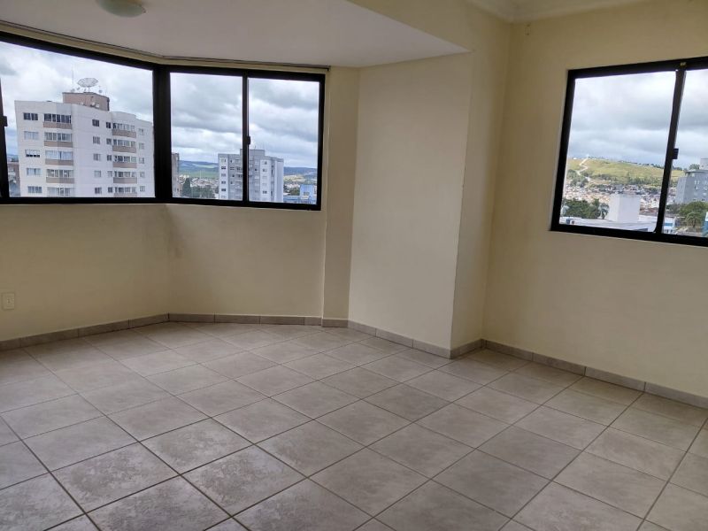 Apto 3 quartos  no bairro CENTRO em LAGES