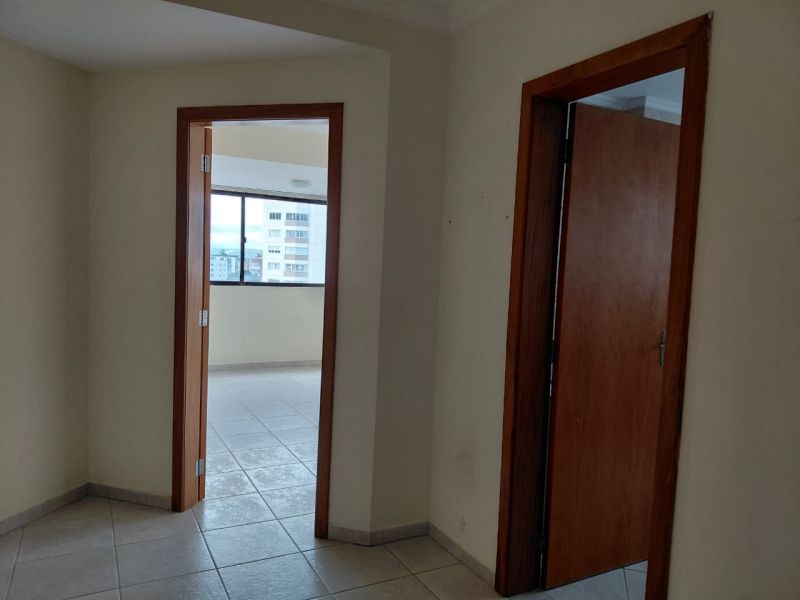 Apto 3 quartos  no bairro CENTRO em LAGES