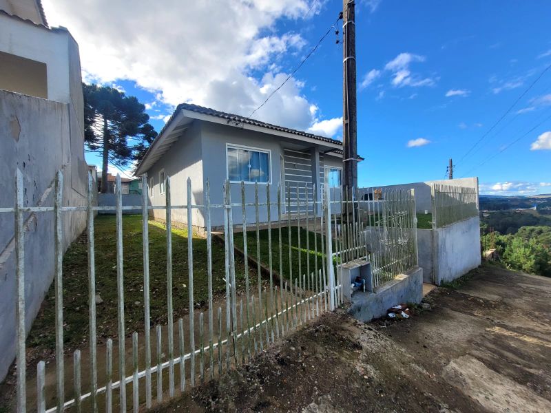 Casa 3 quartos  no bairro SANTA CÂNDIDA em LAGES