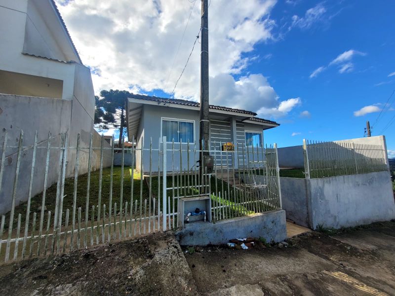 Casa 3 quartos  no bairro SANTA CÂNDIDA em LAGES