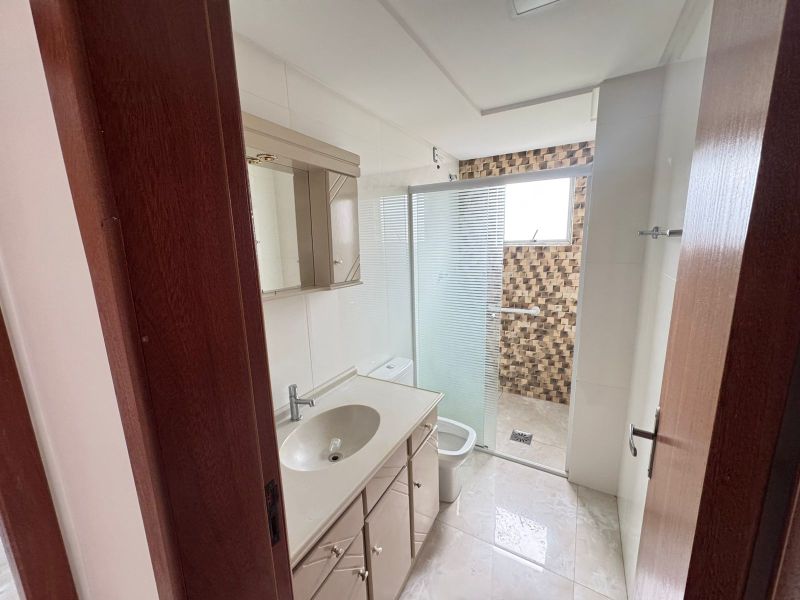 Apto 2 quartos  no bairro SANTA RITA em