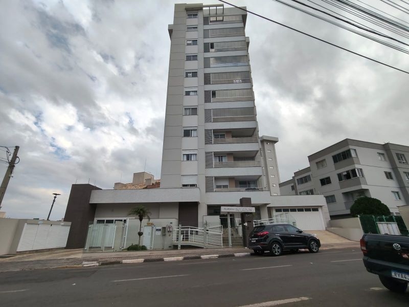 Apto 2 quartos  no bairro CENTRO em LAGES