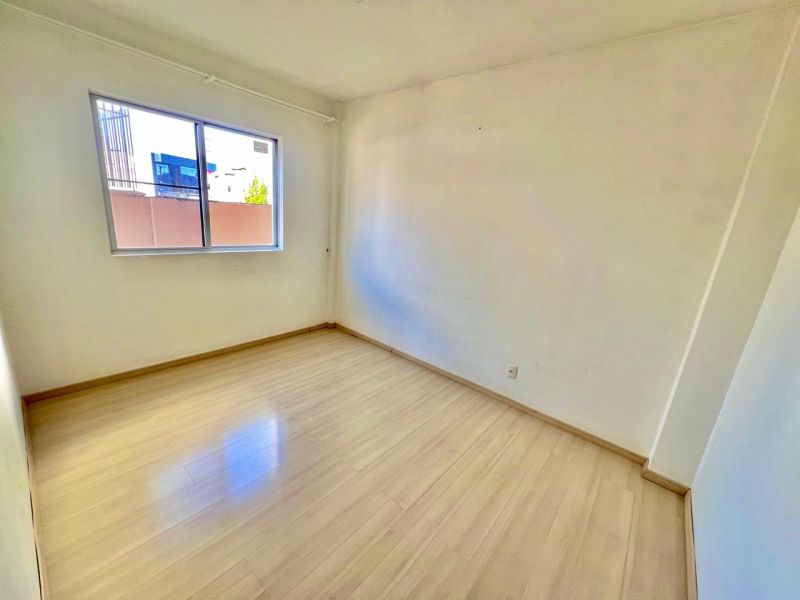 Apto 3 quartos  no bairro CENTRO em LAGES