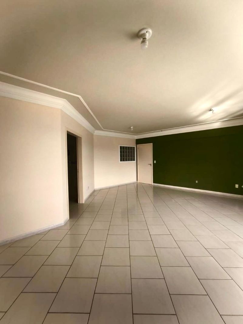 Apto 3 quartos  no bairro CONTA DINHEIRO em