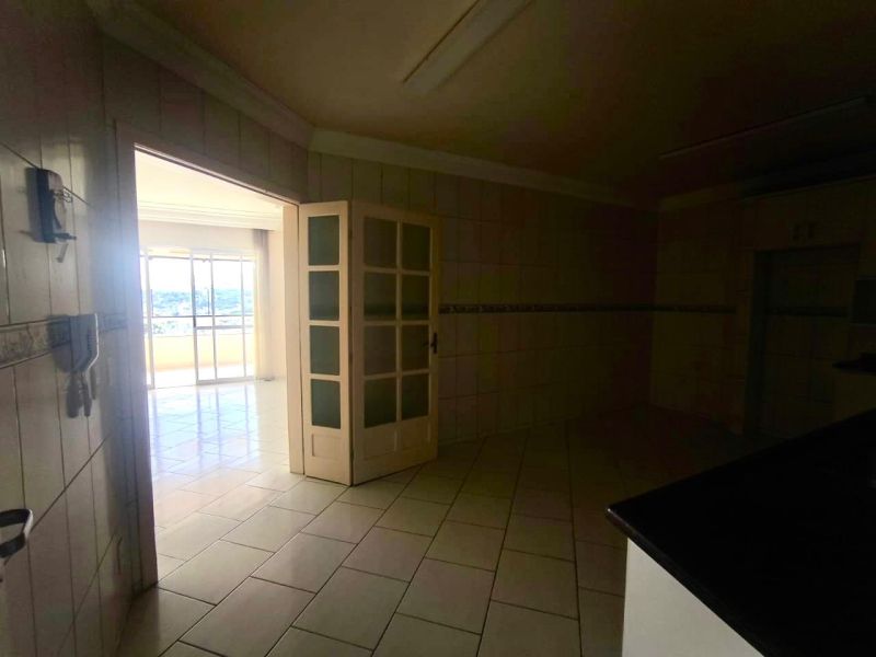 Apto 3 quartos  no bairro CONTA DINHEIRO em