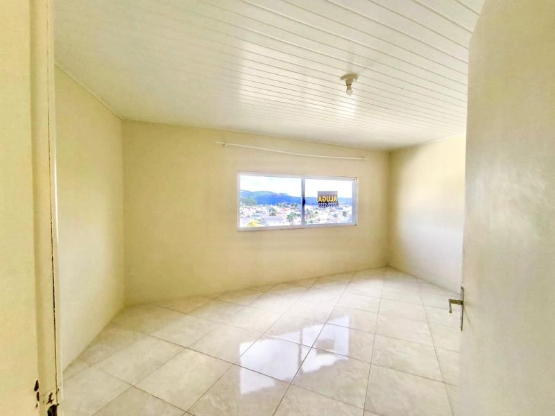 Apto 2 quartos  no bairro POPULAR em LAGES