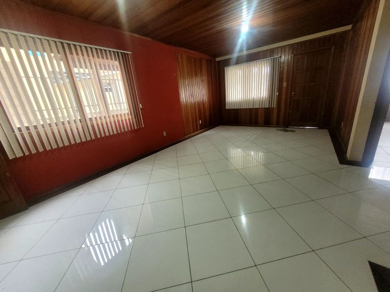 Casa 3 quartos  no bairro COPACABANA em