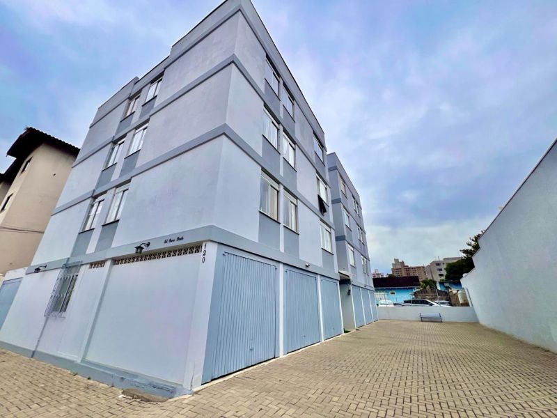 Apto 2 quartos  no bairro CENTRO em LAGES