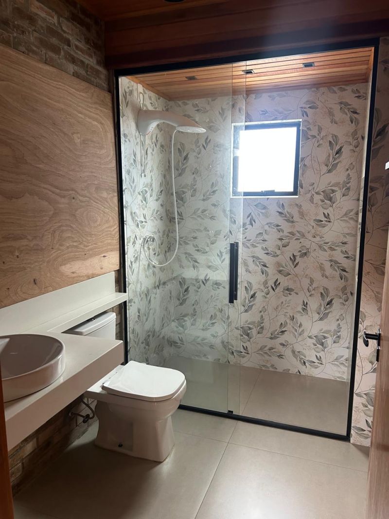 Casa 3 quartos  no bairro CORAL em