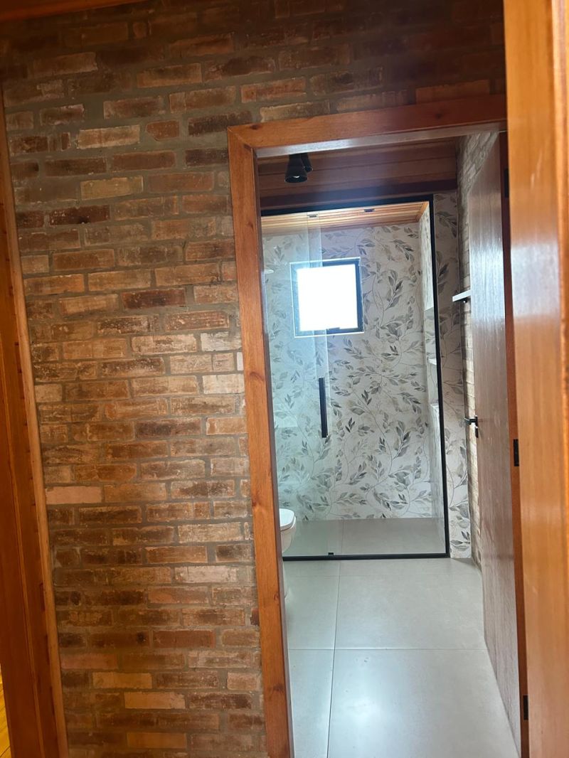 Casa 3 quartos  no bairro CORAL em