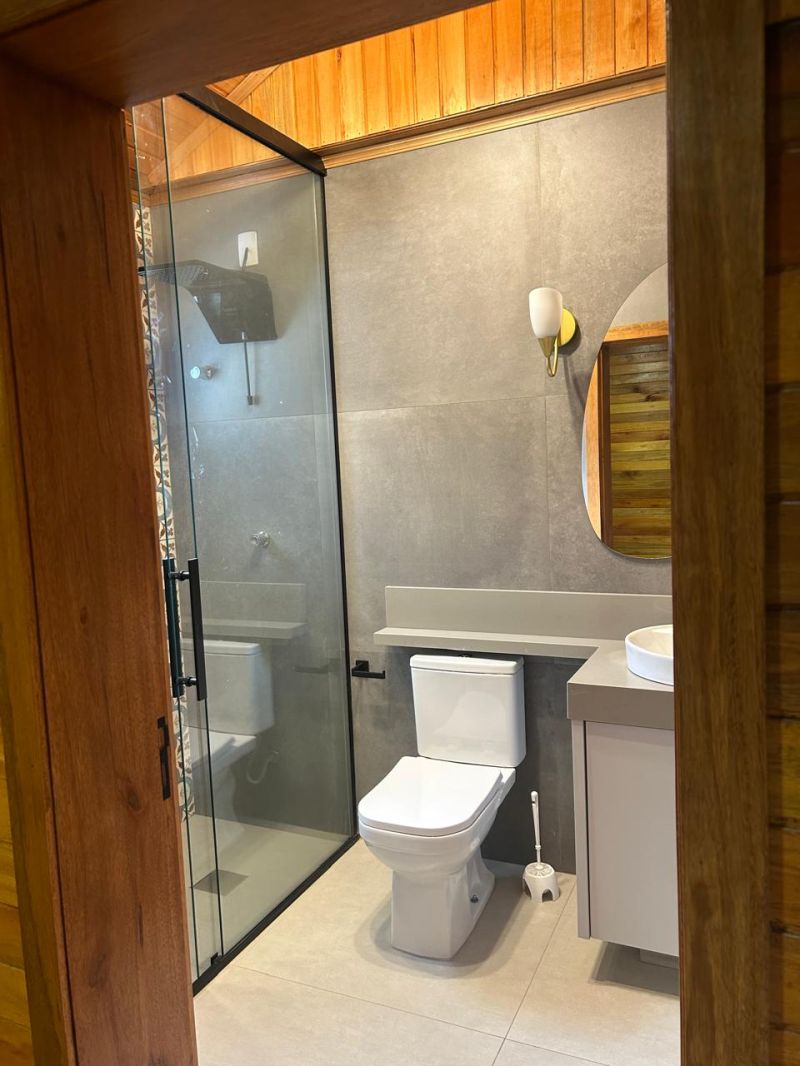 Casa 3 quartos  no bairro CORAL em