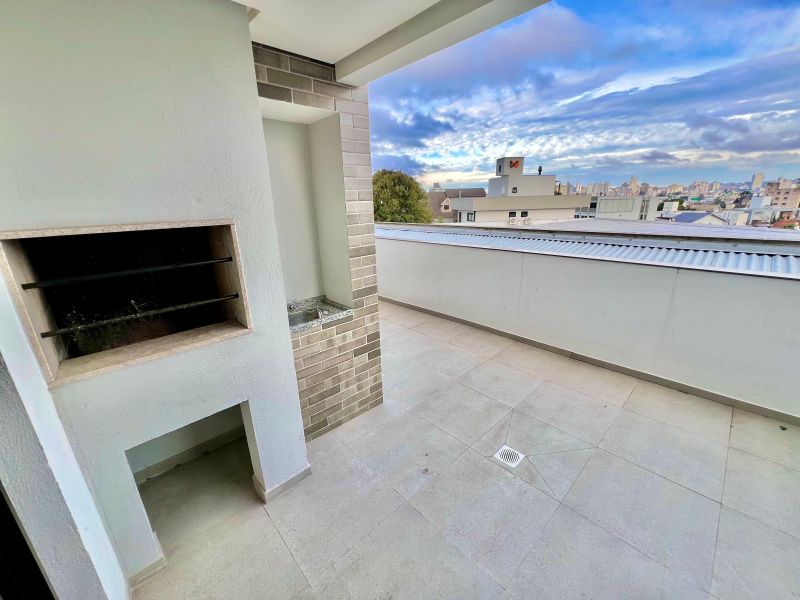 Apto 2 quartos  no bairro CORAL em LAGES