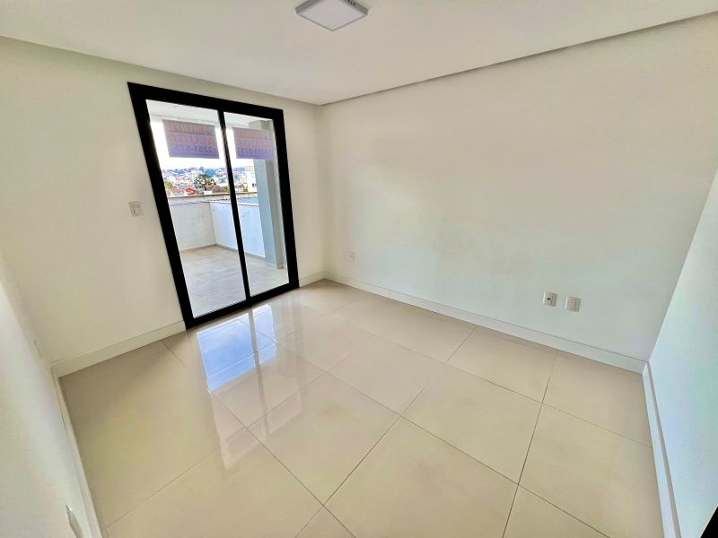 Apto 2 quartos  no bairro CORAL em LAGES