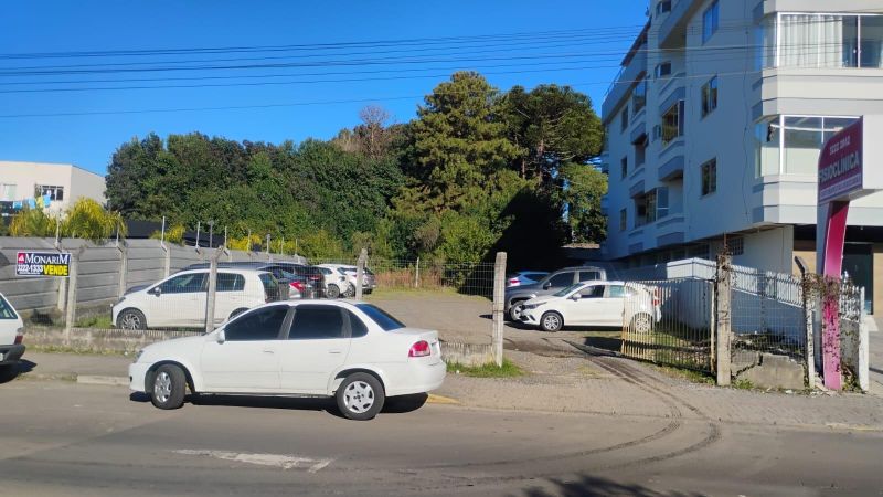 TERRENO URBANO - Centro - Lages