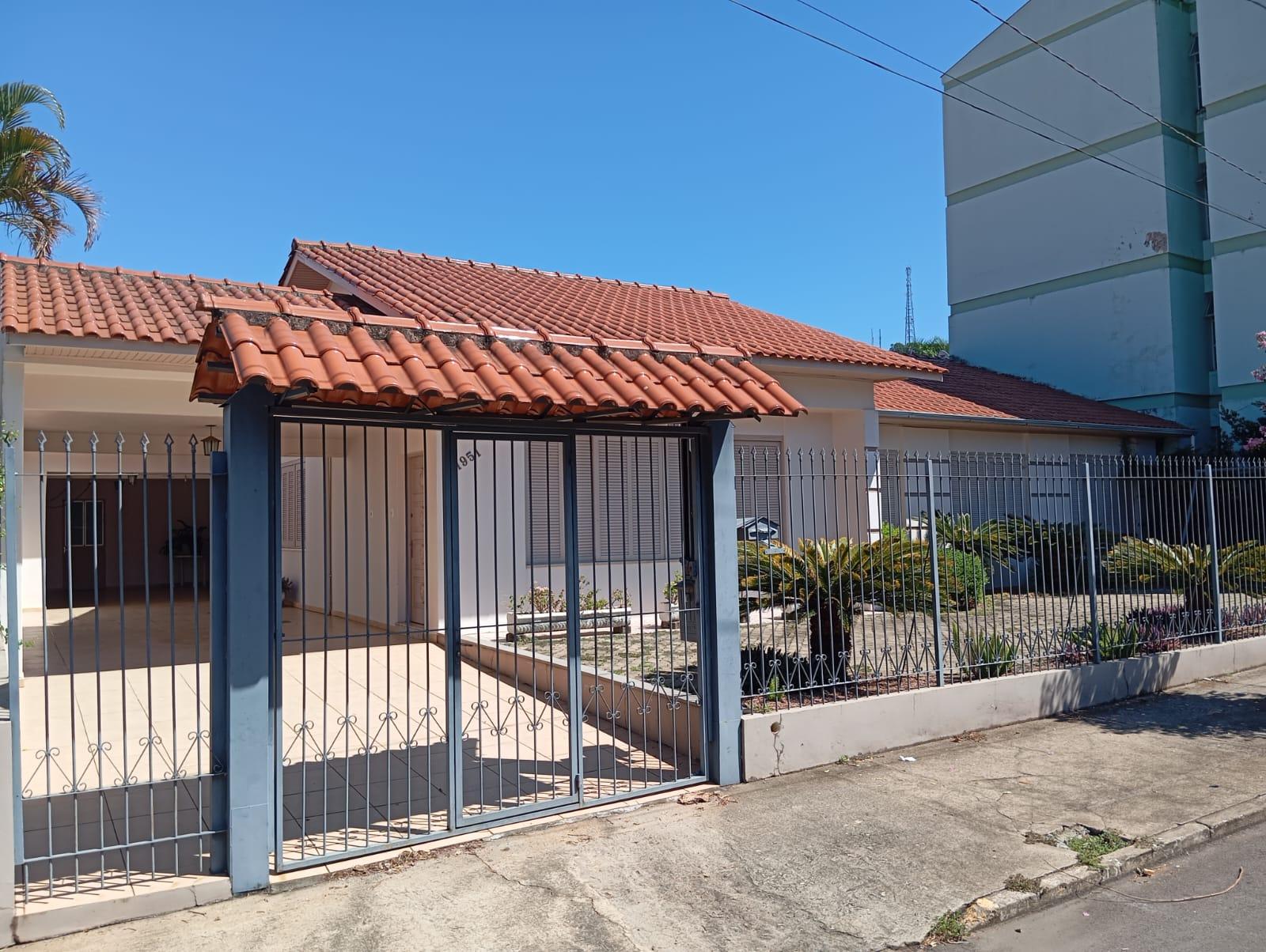 Casa plana - Localização excelente 