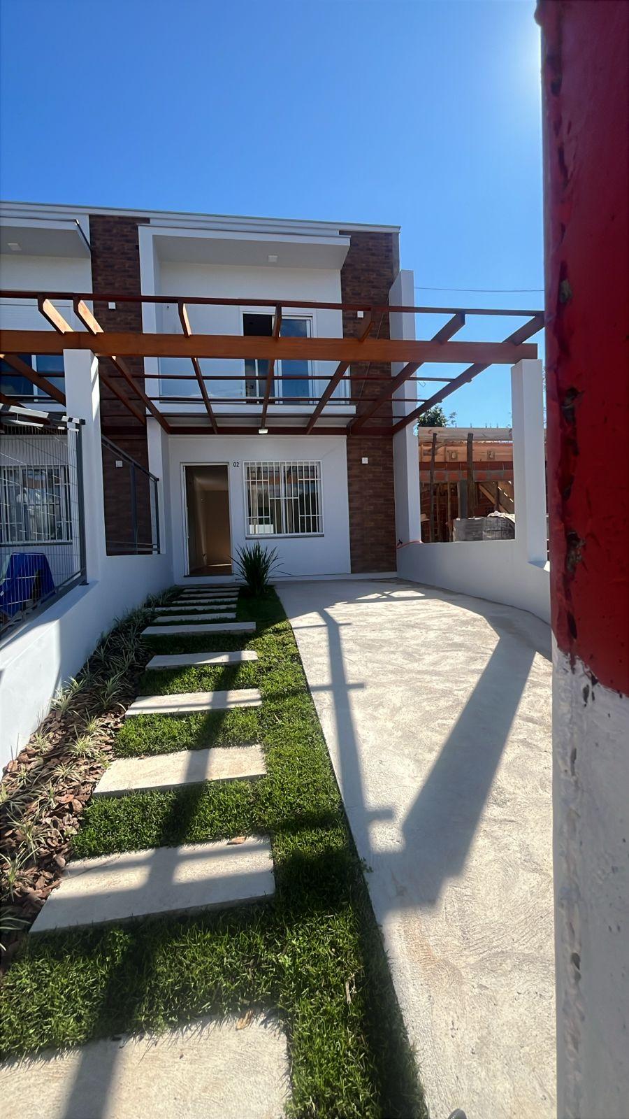 Sobrado Maravilhoso com 76m² no Centro de Encantado!