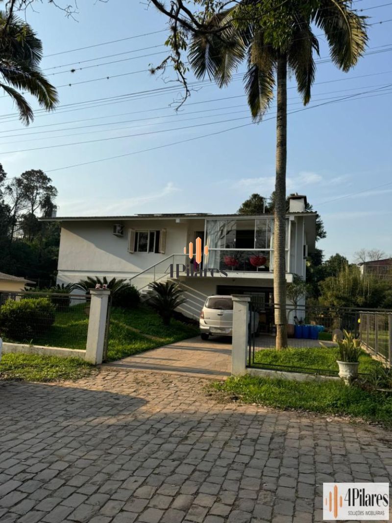 CASA no bairro Planalto em Encantado
