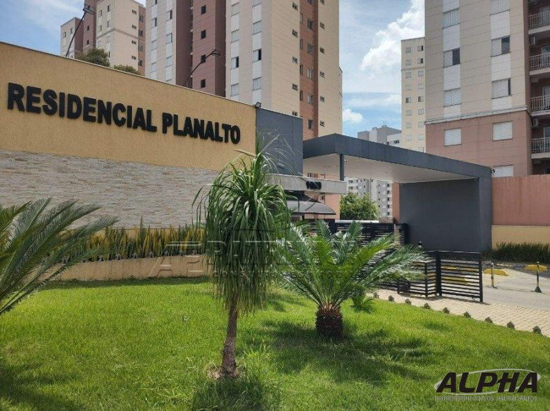 Apto 2 dorm. Cond. Planalto