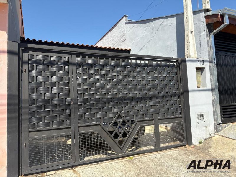 CASA 2D no bairro PARQUE SÃO BENTO em SOROCABA