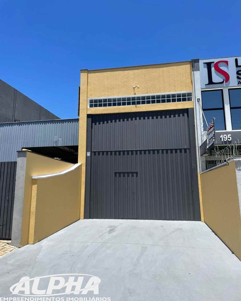 CASA no bairro JARDIM LEOCÁDIA em SOROCABA