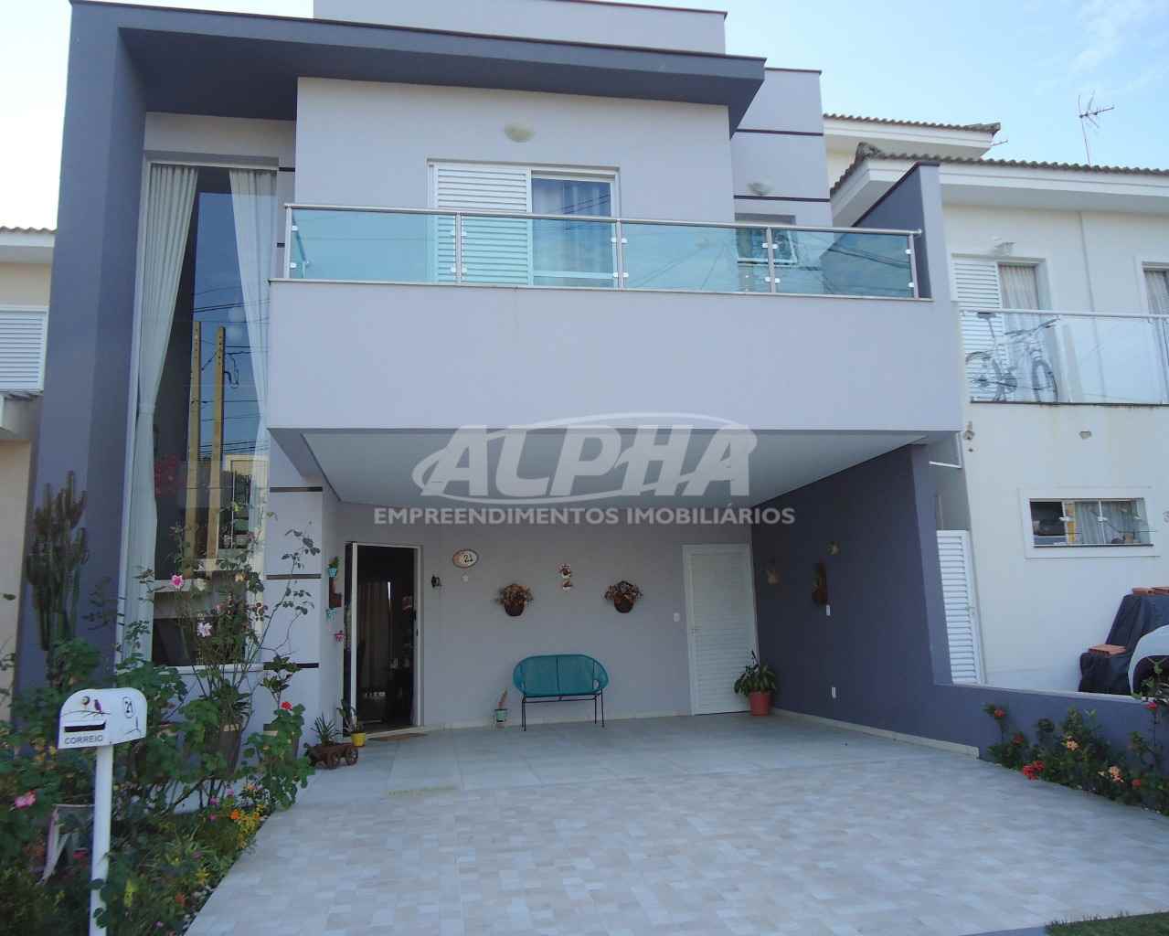 CASA 3D no bairro HORTO FLORESTAL em SOROCABA