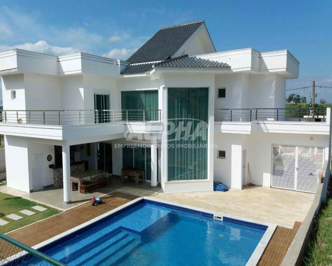 CASA 4D no bairro JARDIM PRESTES DE BARROS em ARAÇOIABA DA SERRA