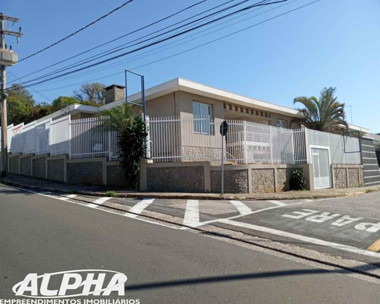 CASA 4D no bairro JARDIM SANTA ROSÁLIA em SOROCABA