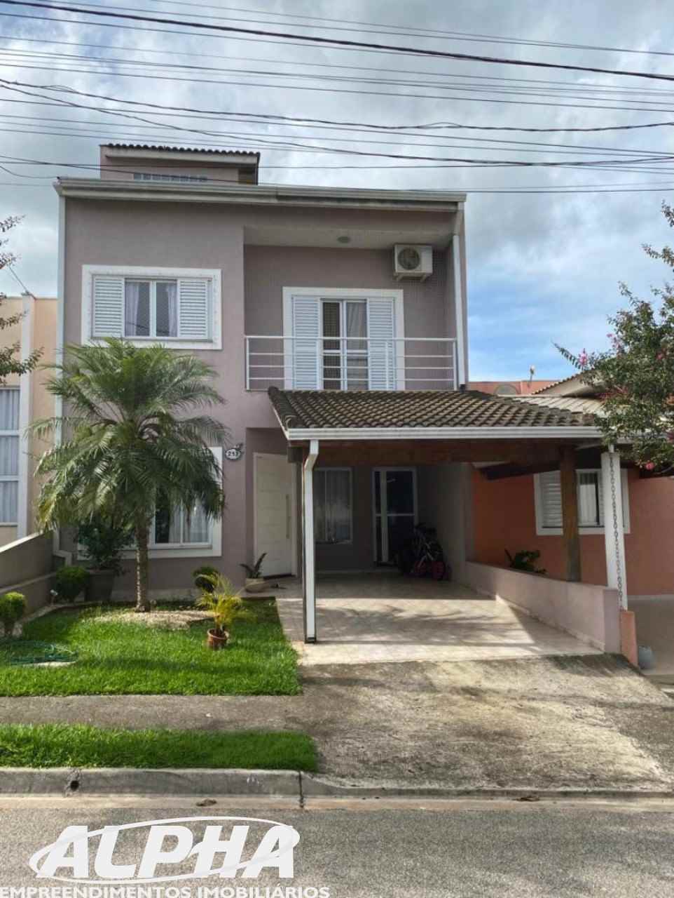 CASA 3D no bairro HORTO FLORESTAL em SOROCABA