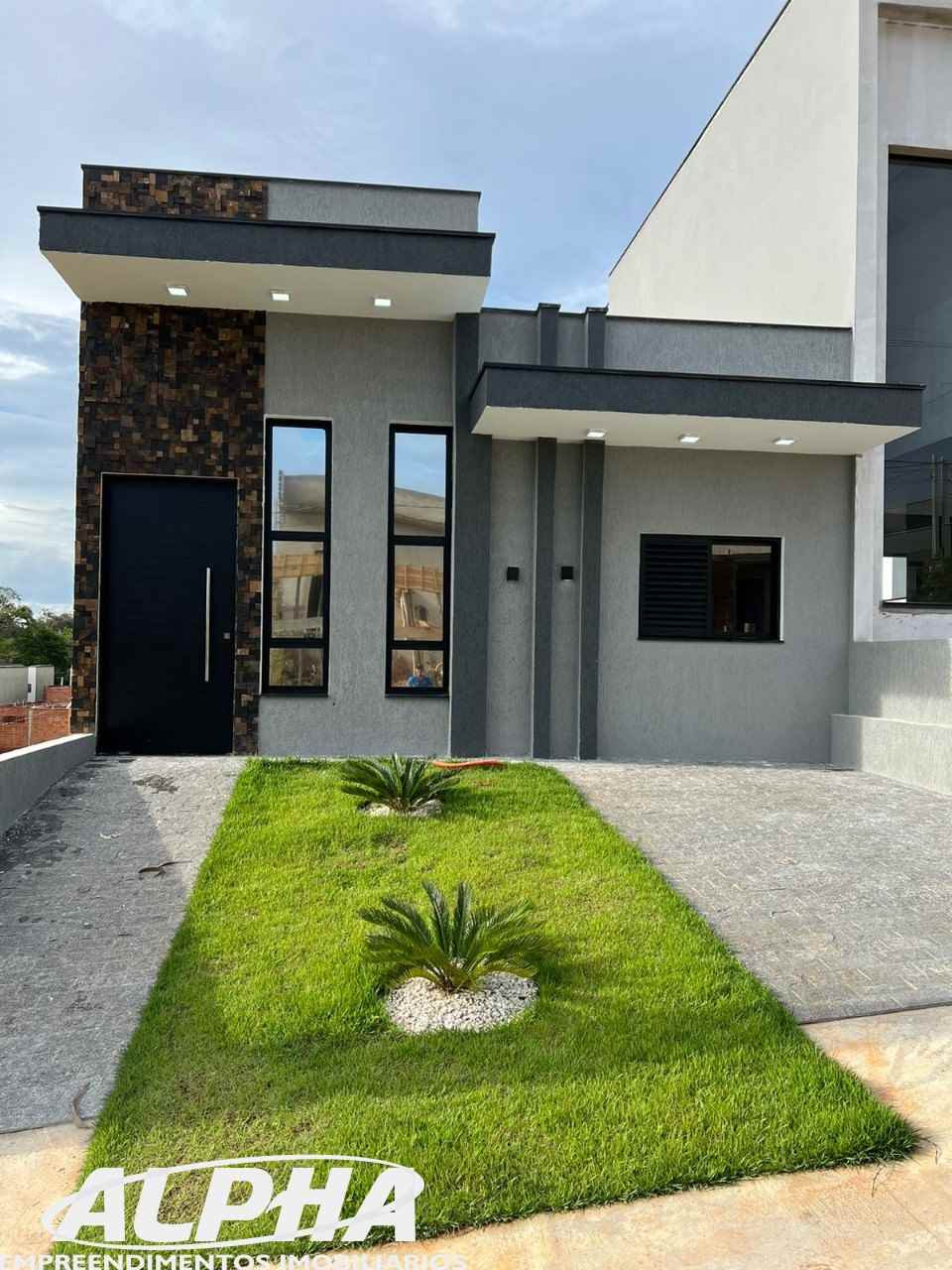 CASA 3D no bairro HORTO FLORESTAL em SOROCABA